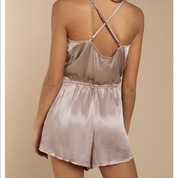Tobi romper. - Picture 2 of 8